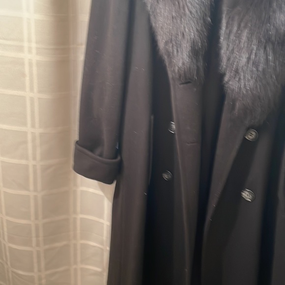 Full length - Picture 6 of 9